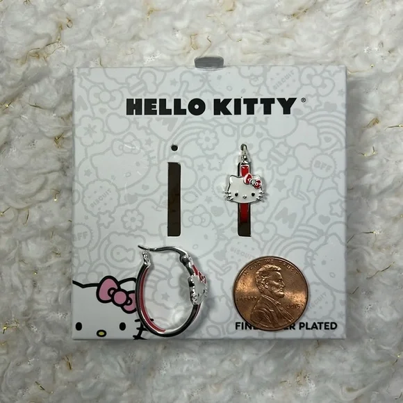 Hello Kitty Silver Plated earrings - Picture 10 of 10